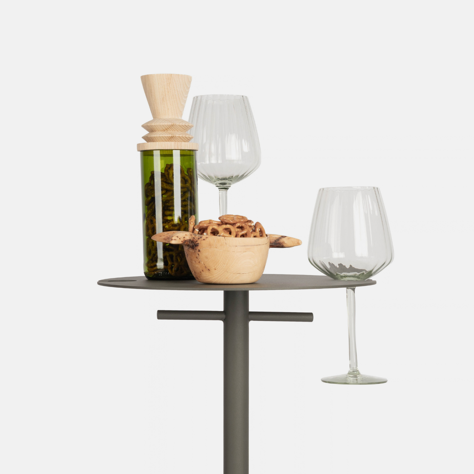 Ivy Outdoor Picnic Table