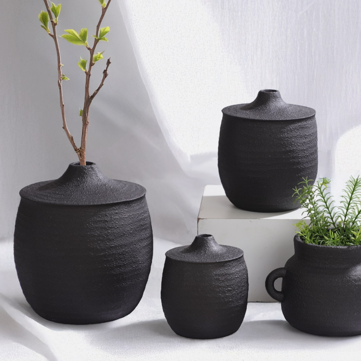 Kuro Pot - Medium