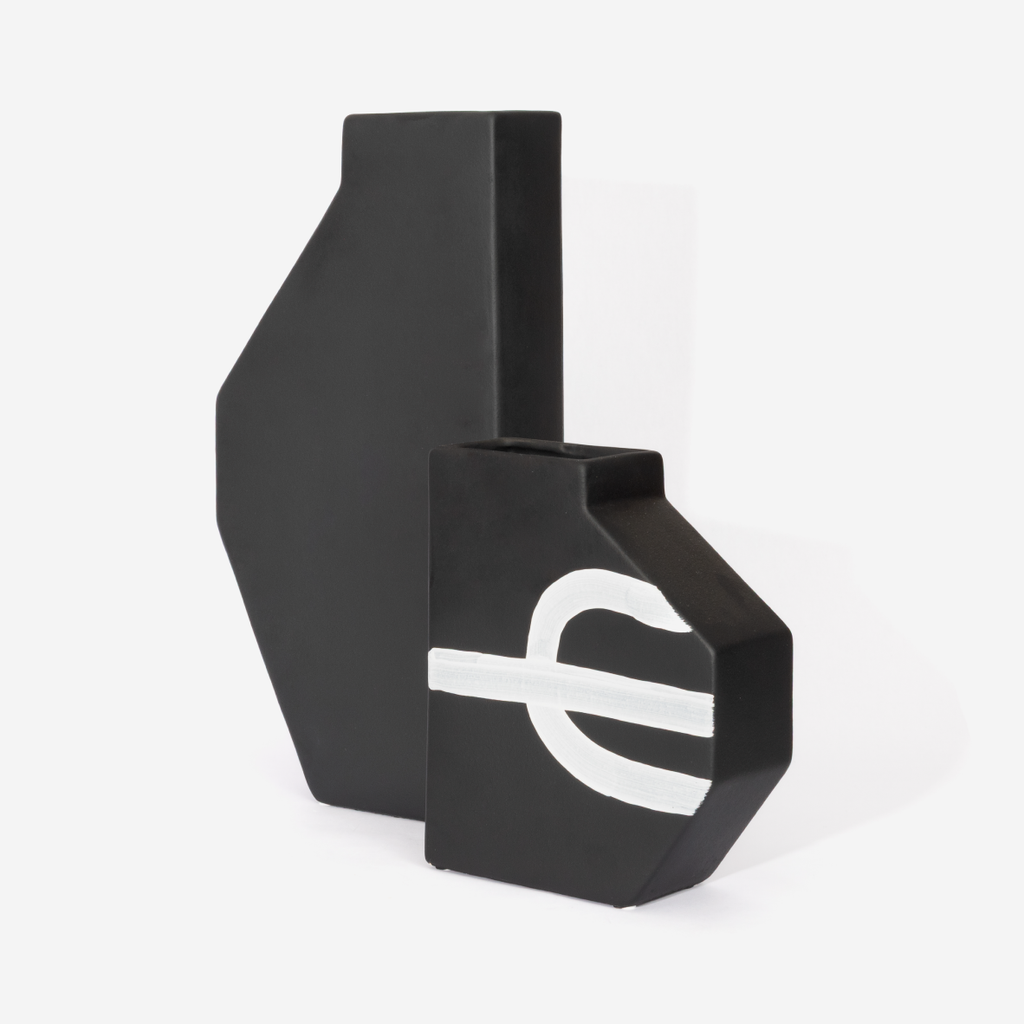 Pitch Black Vase