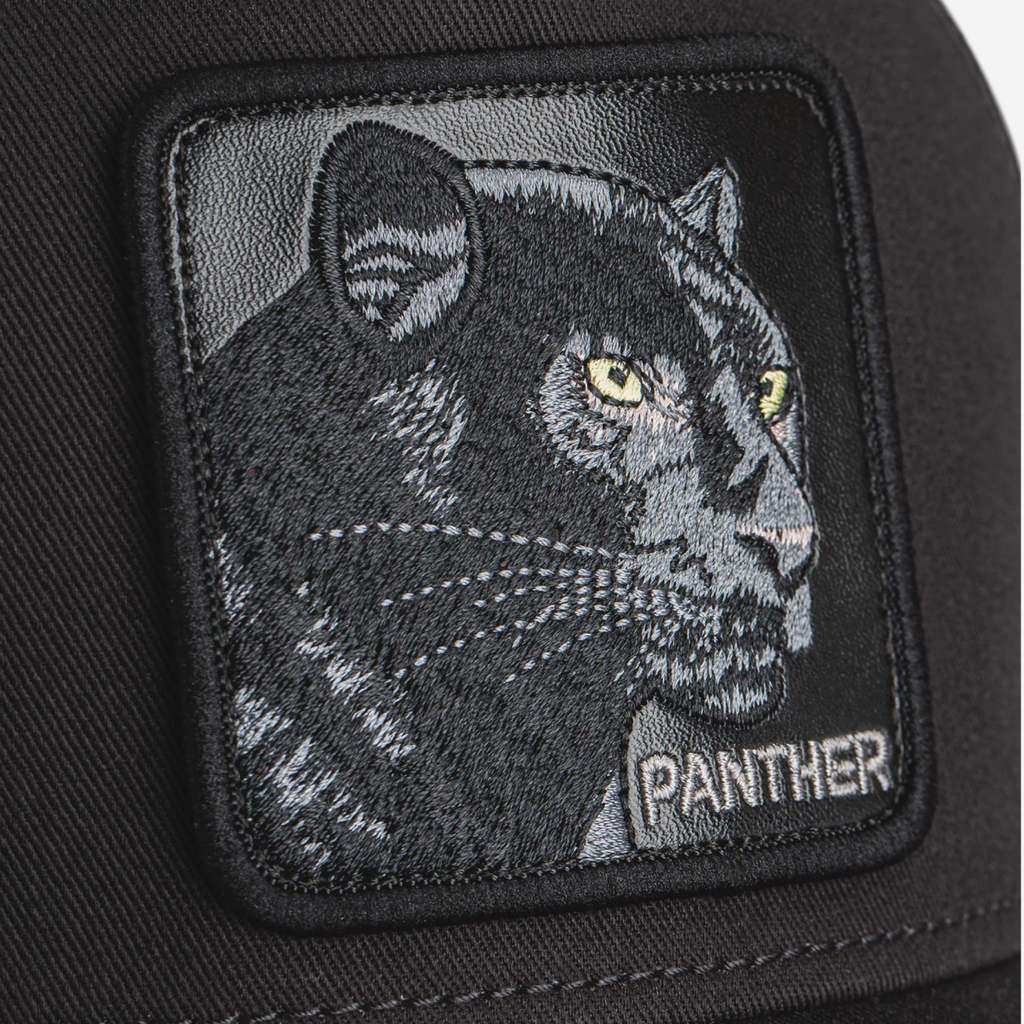 The Black Panther Trucker - Full Black
