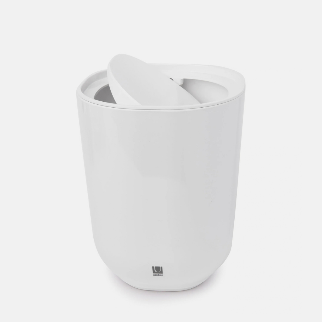 Step Trash Can With Lid - White