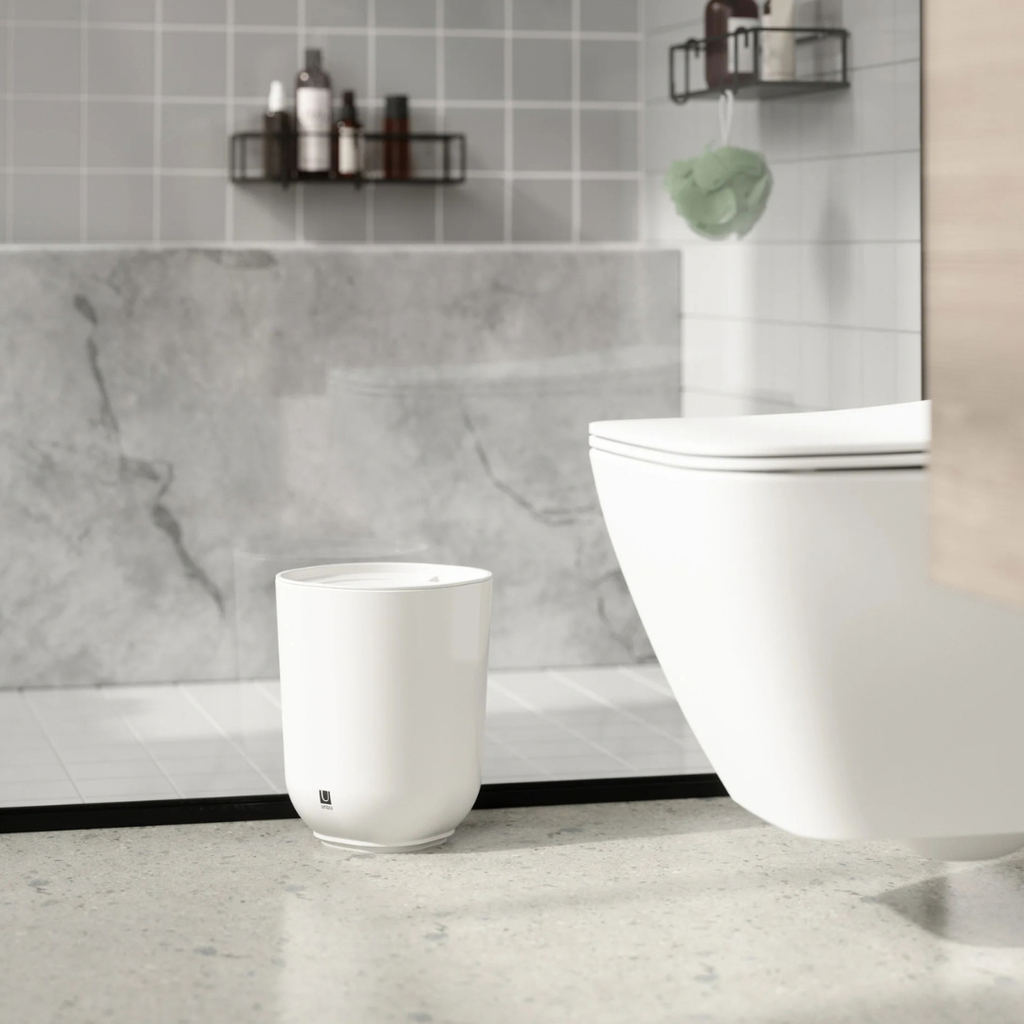 Step Trash Can With Lid - White