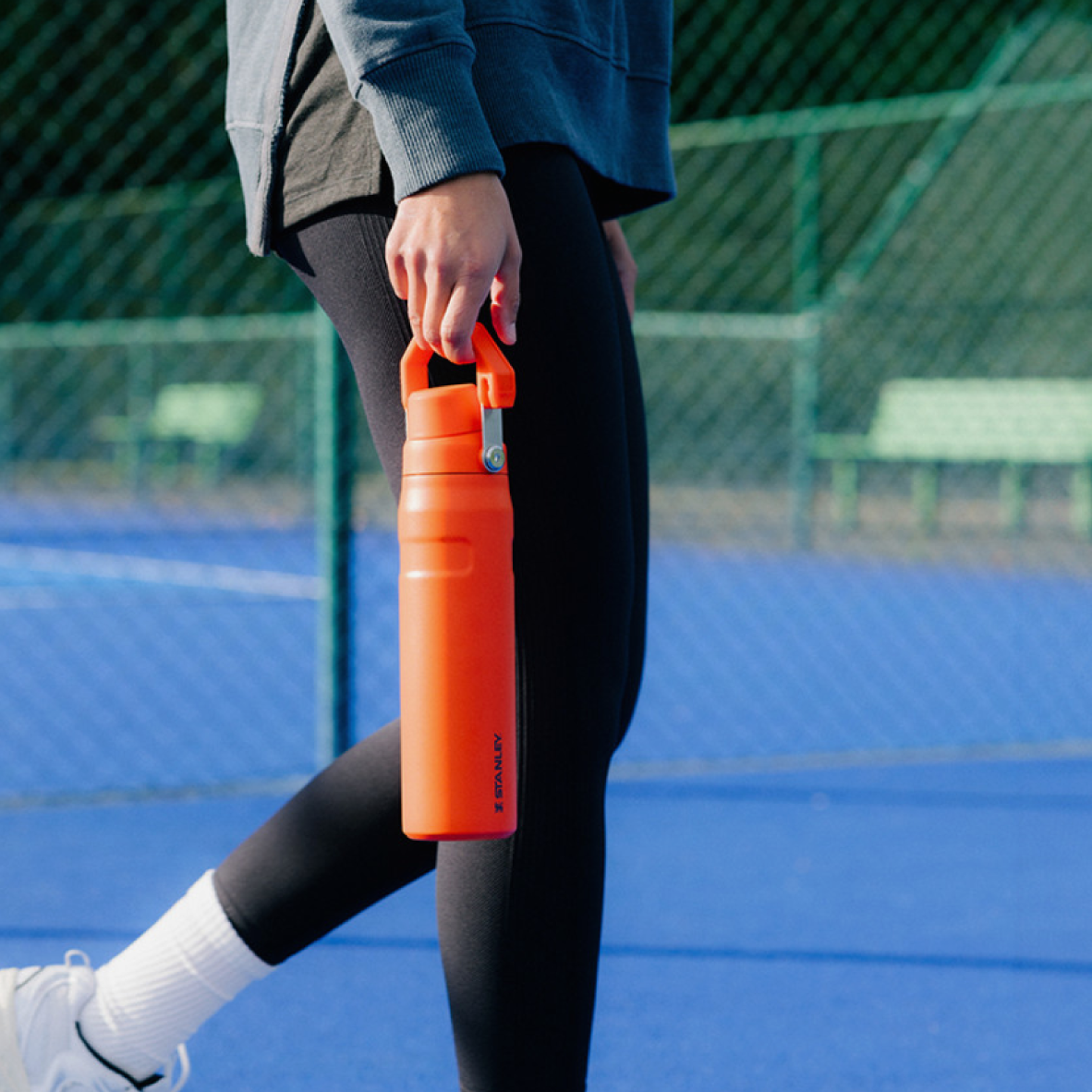 The Aerolight Ice Flow Water Bottle 600ml - Tigerlily Plum