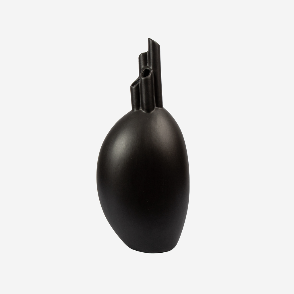 Piped Organ Vase