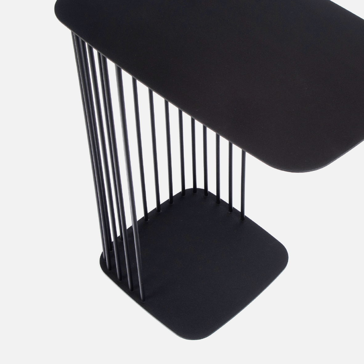 Spine Couch Table
