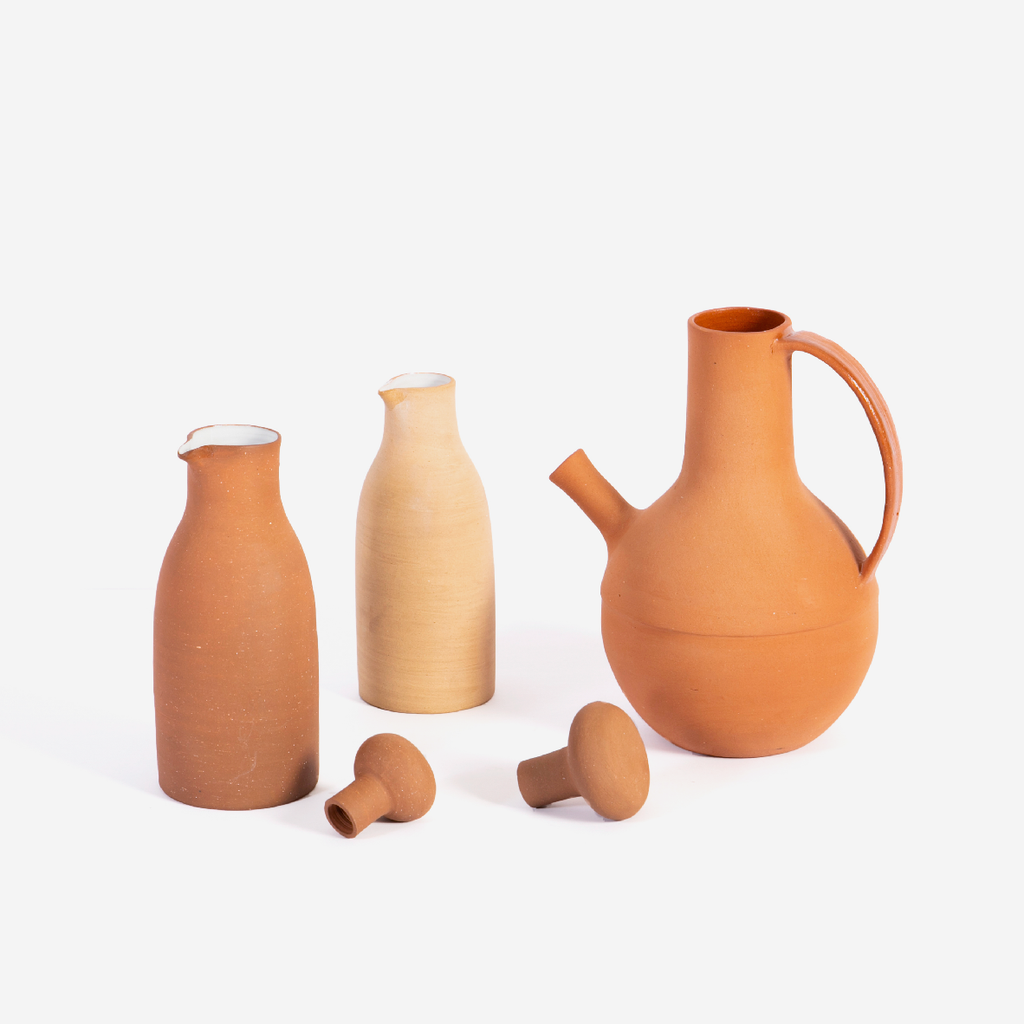 Terracotta Carafe With Pebble Lid - Medium